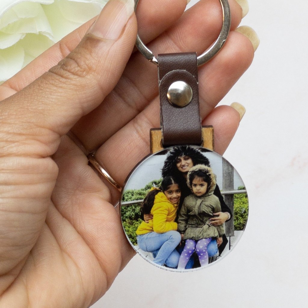 Photo Keyring With Personalised Message Circle - KnK krafts